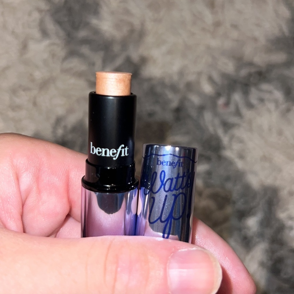Glow essentials make up set - Picture 6 of 6